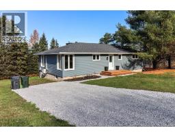 2 Young Road, nauwigewauk, New Brunswick